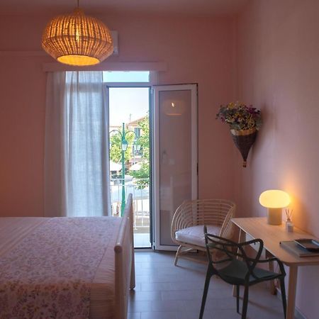 Ann'S Apartment Lixouri Bagian luar foto