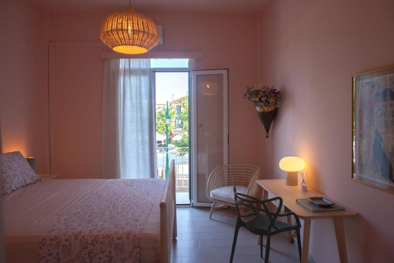 Ann'S Apartment Lixouri Bagian luar foto